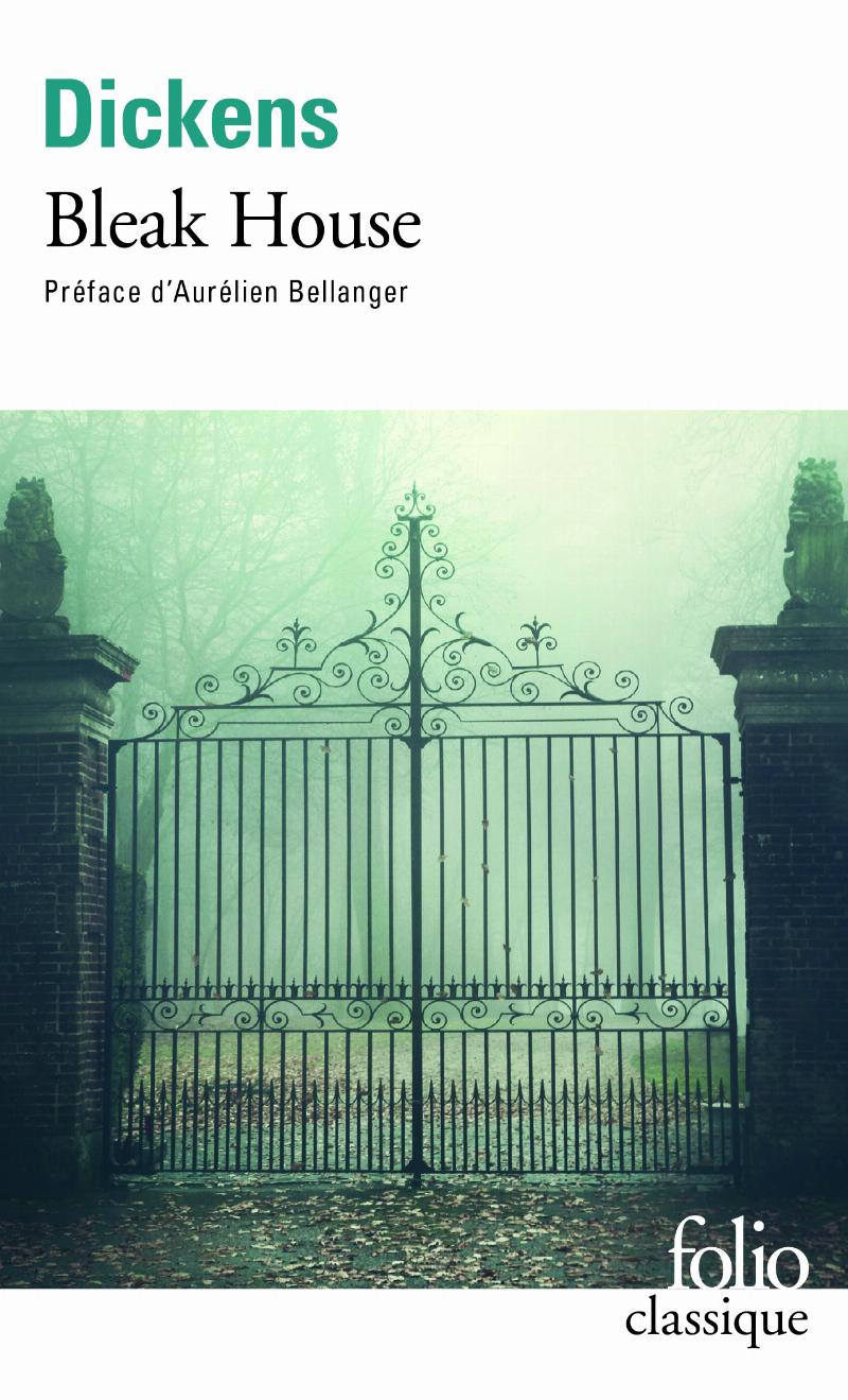 Atmosphère de rue londonienne évoquant les classiques de la littérature anglaise et Charles Dickens